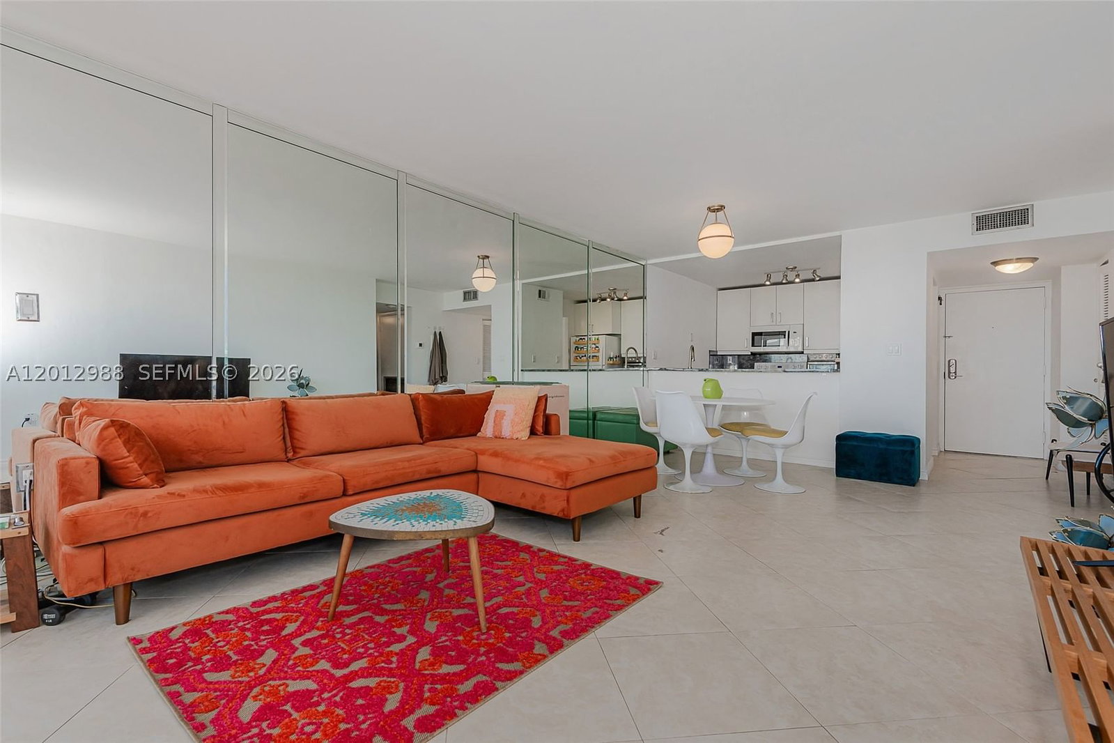 Real estate property located at 600 36th St #706, Miami-dade, Charter Club Condo, Miami, FL