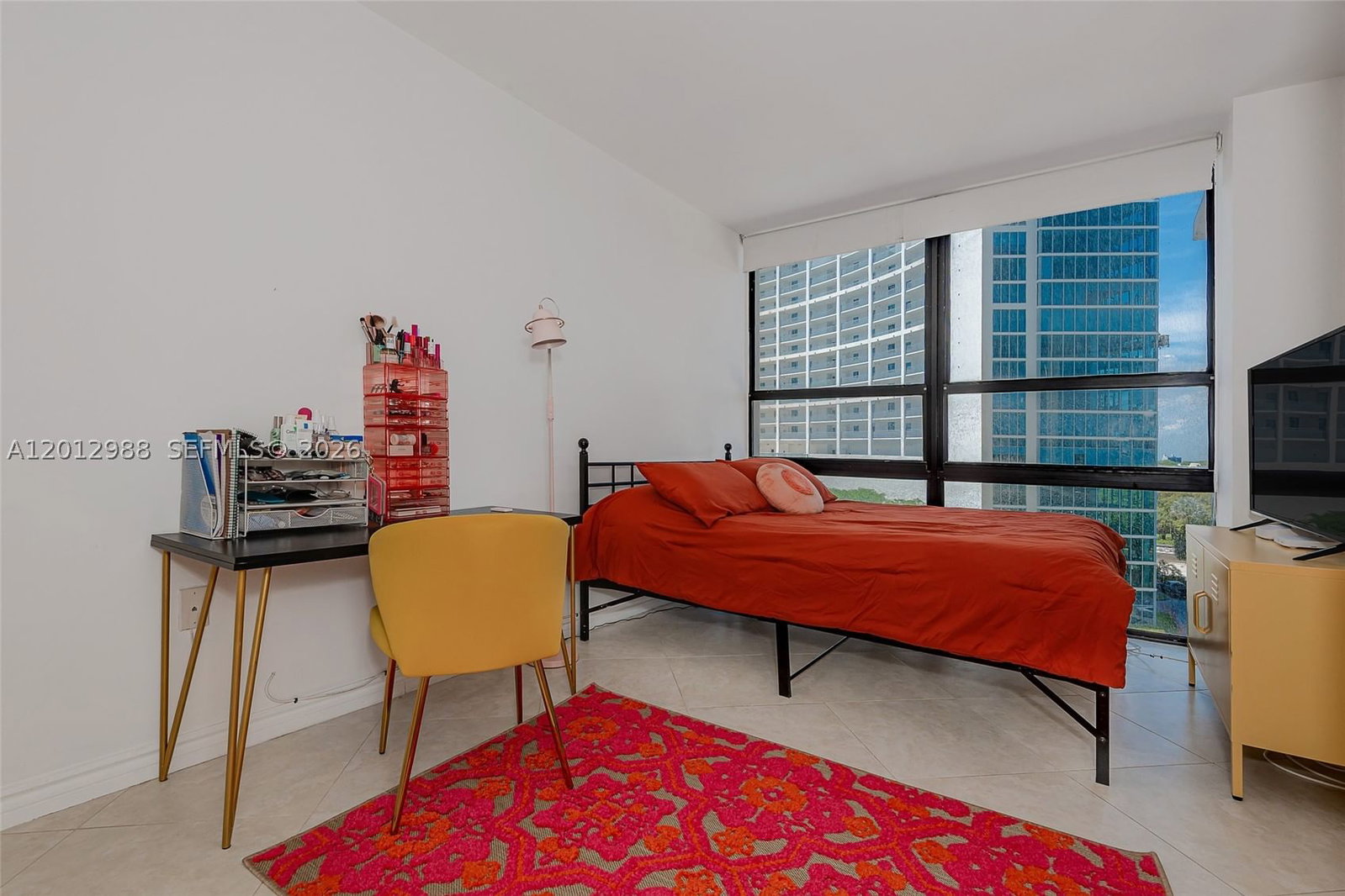 Real estate property located at 600 36th St #706, Miami-dade, Charter Club Condo, Miami, FL