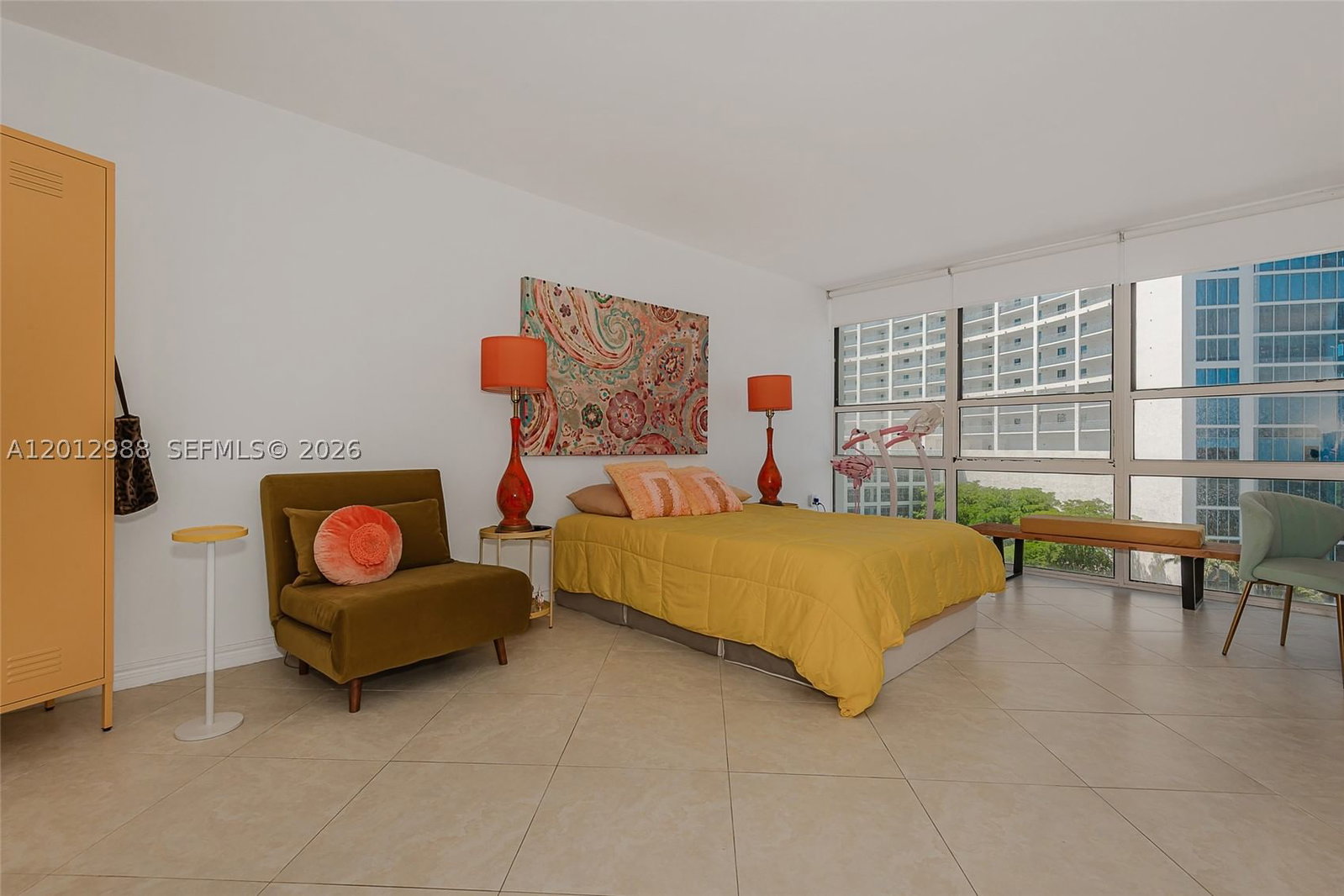Real estate property located at 600 36th St #706, Miami-dade, Charter Club Condo, Miami, FL