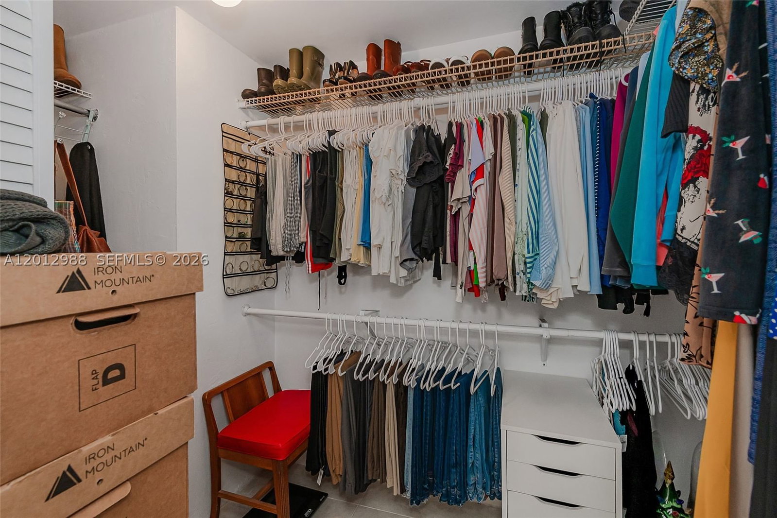 Real estate property located at 600 36th St #706, Miami-dade, Charter Club Condo, Miami, FL