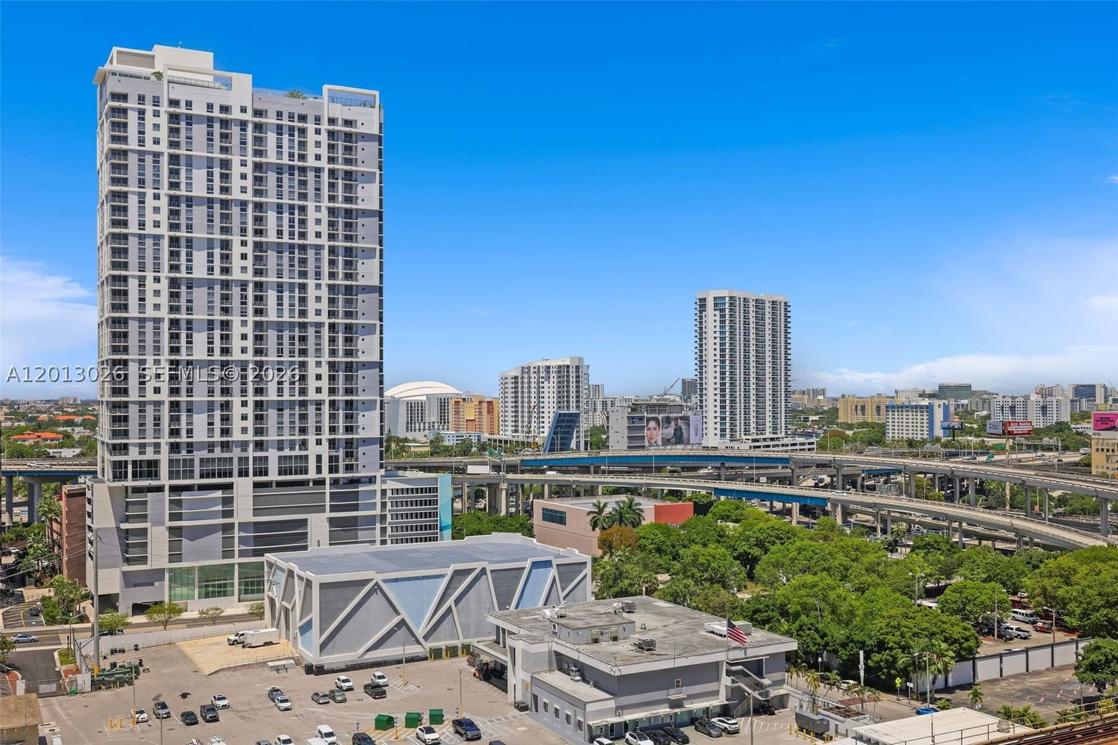 Real estate property located at 90 3rd St #1608, Miami-dade, Ivy Condo, Miami, FL