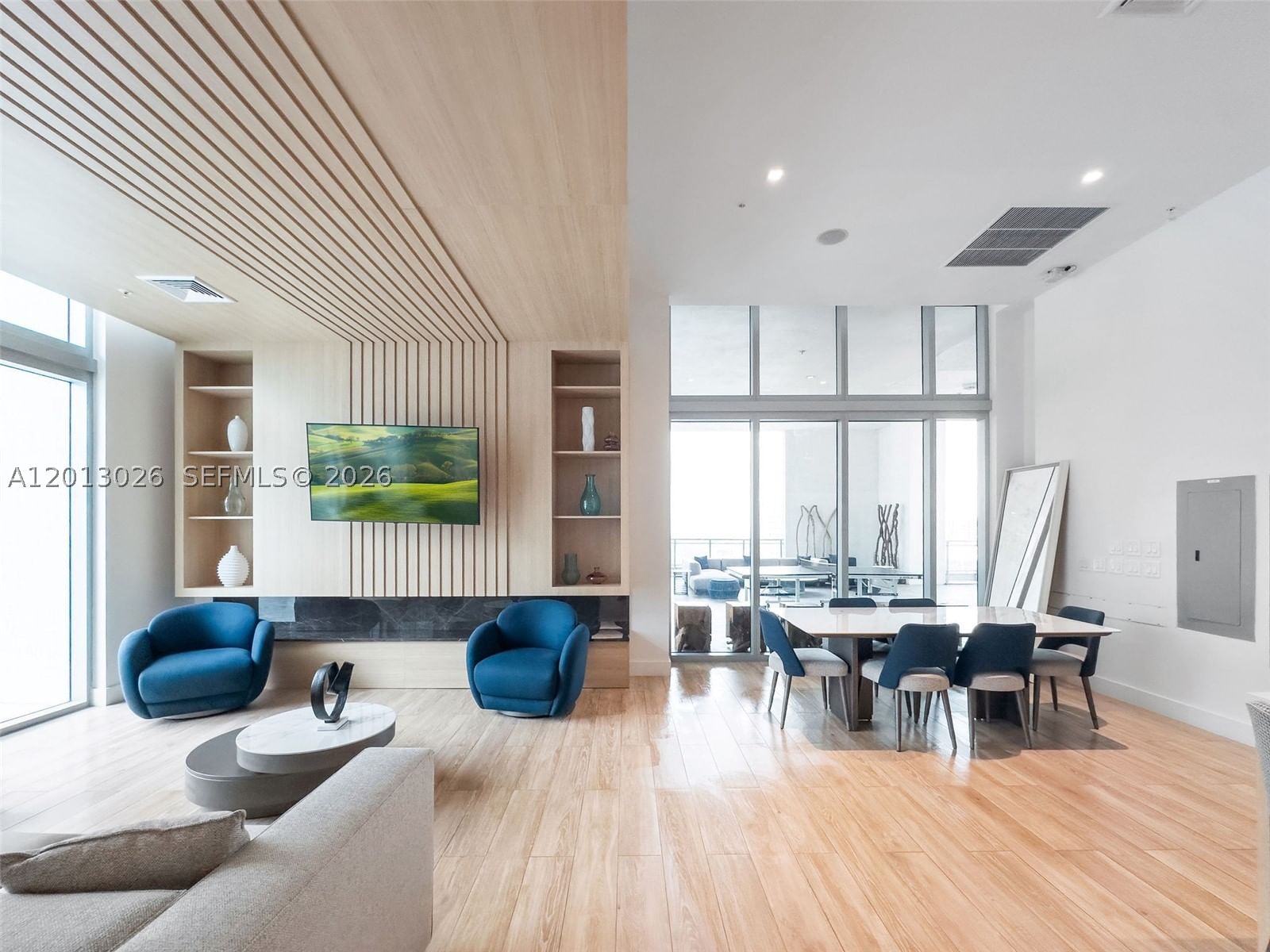 Real estate property located at 90 3rd St #1608, Miami-dade, Ivy Condo, Miami, FL