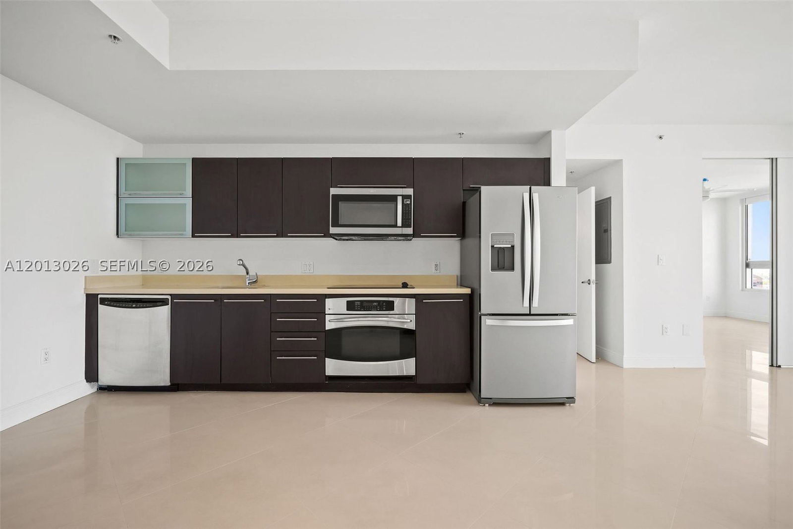 Real estate property located at 90 3rd St #1608, Miami-dade, Ivy Condo, Miami, FL