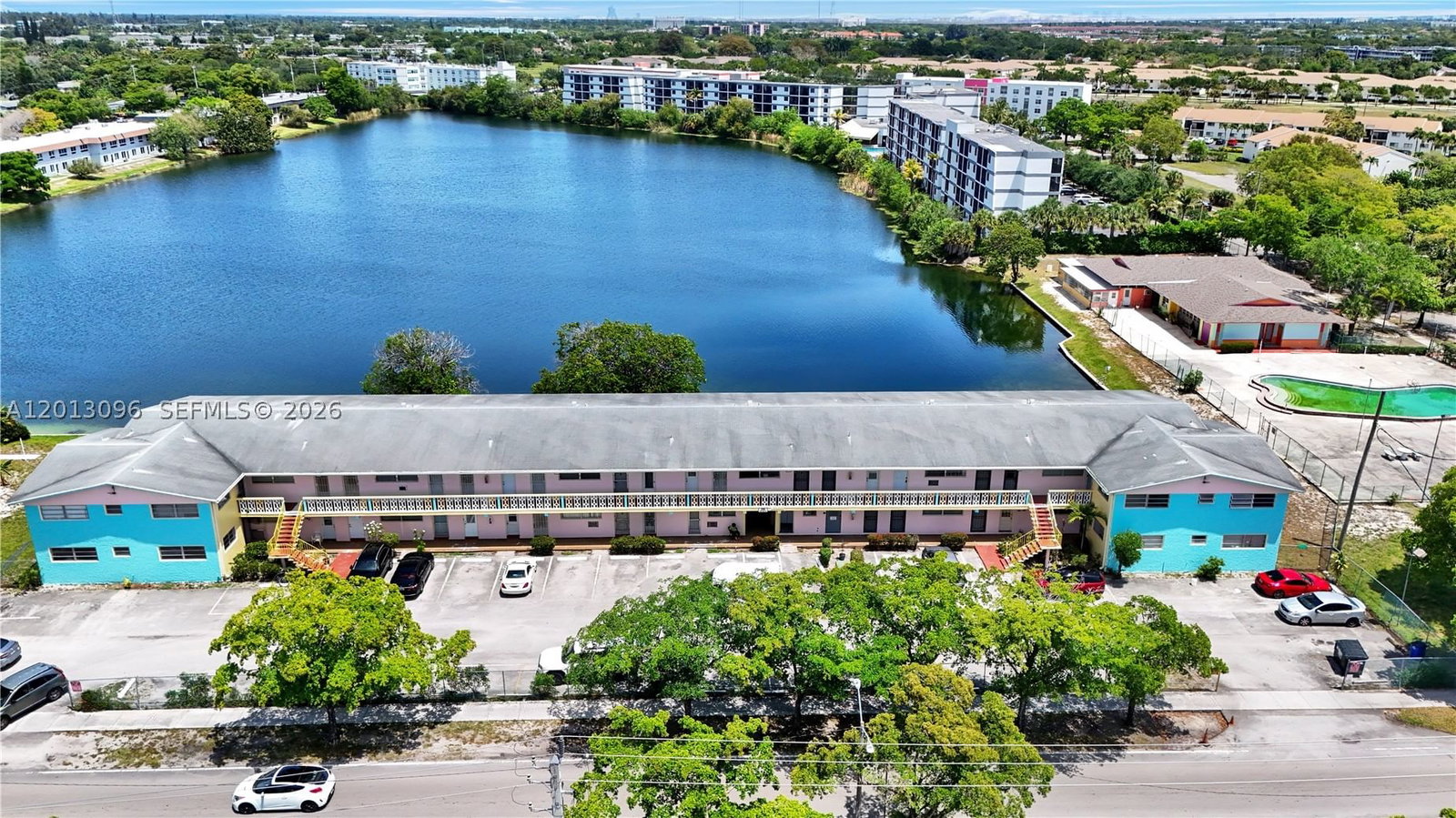 Real estate property located at 285 191st St #2911, Miami-dade, Star Lake Estates No 29 C, Miami, FL