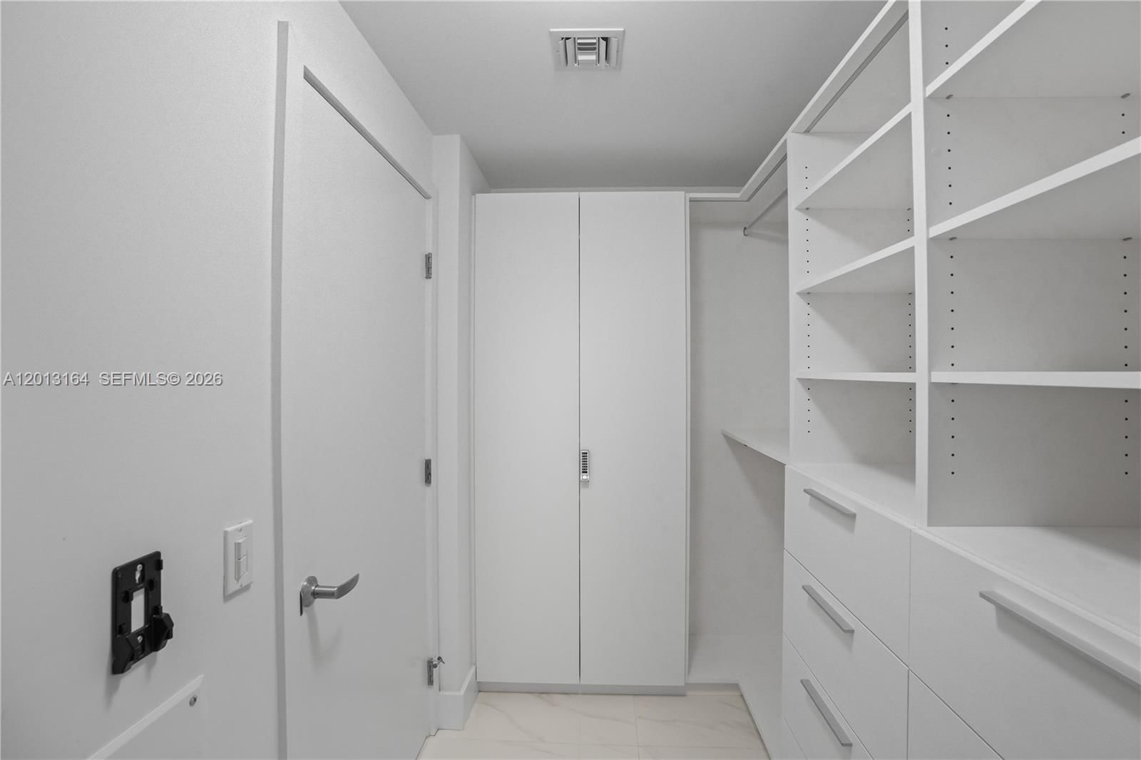 Real estate property located at 16385 Biscayne Blvd #1402, Miami-dade, The Harbour North Condo, North Miami Beach, FL