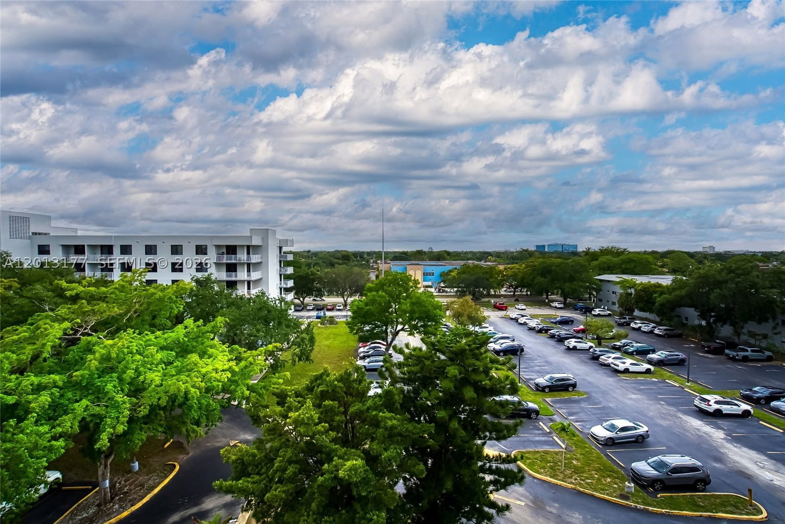 Real estate property located at 919 Hillcrest Dr #607, Broward, Hillcrest East 20, Hollywood, FL
