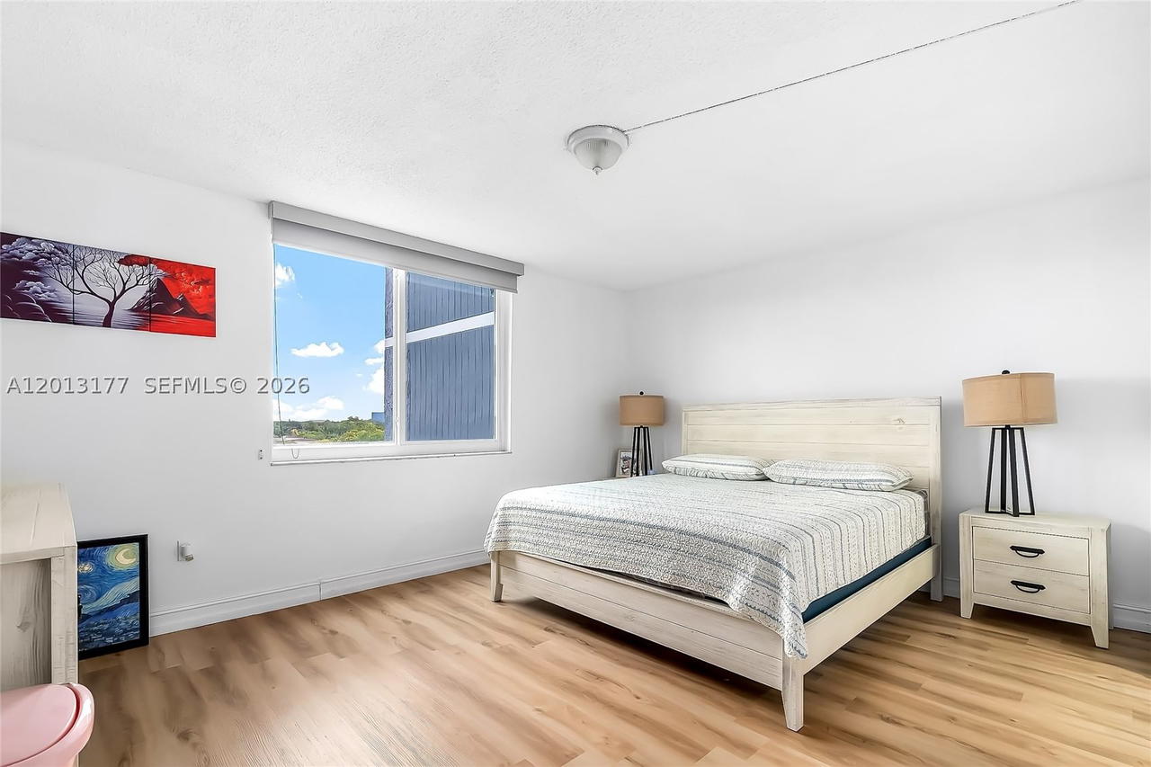 Real estate property located at 919 Hillcrest Dr #607, Broward, Hillcrest East 20, Hollywood, FL