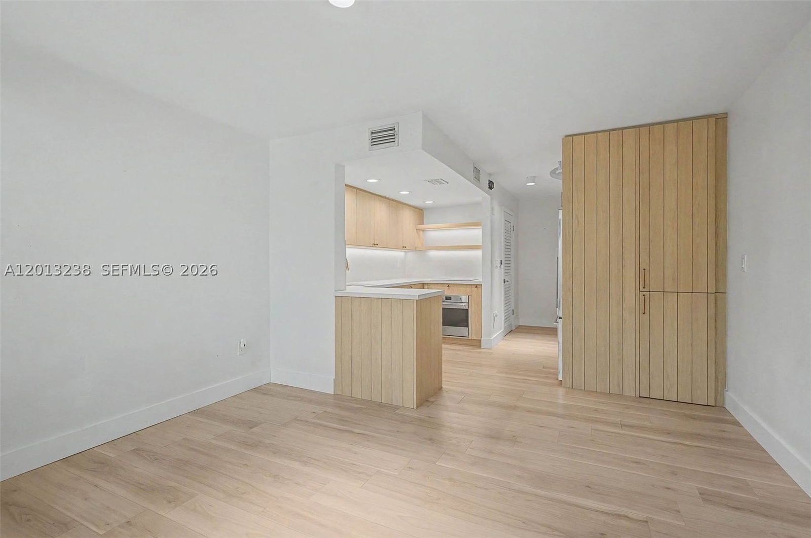 Real estate property located at 2984 Mary St, Miami-dade, Gemini Ii, Miami, FL