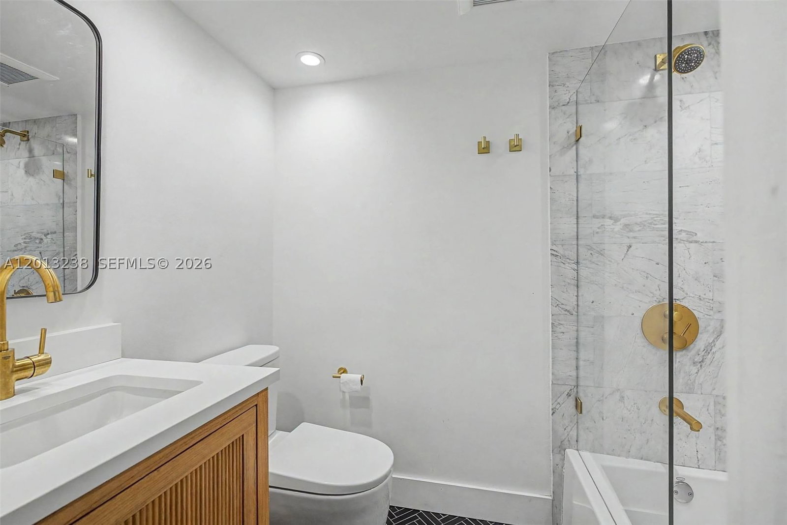 Real estate property located at 2984 Mary St, Miami-dade, Gemini Ii, Miami, FL