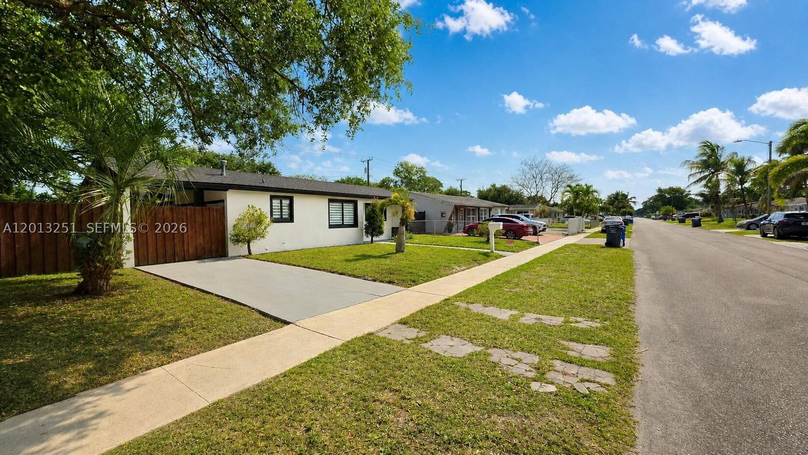 Real estate property located at 7181 Raleigh St, Broward, Heritage Homes, Hollywood, FL
