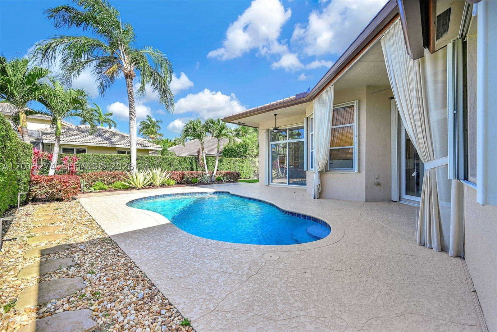 Real estate property located at 2553 Jardin Manor, Broward, Sector 7 - Parcels J-2 &, Weston, FL
