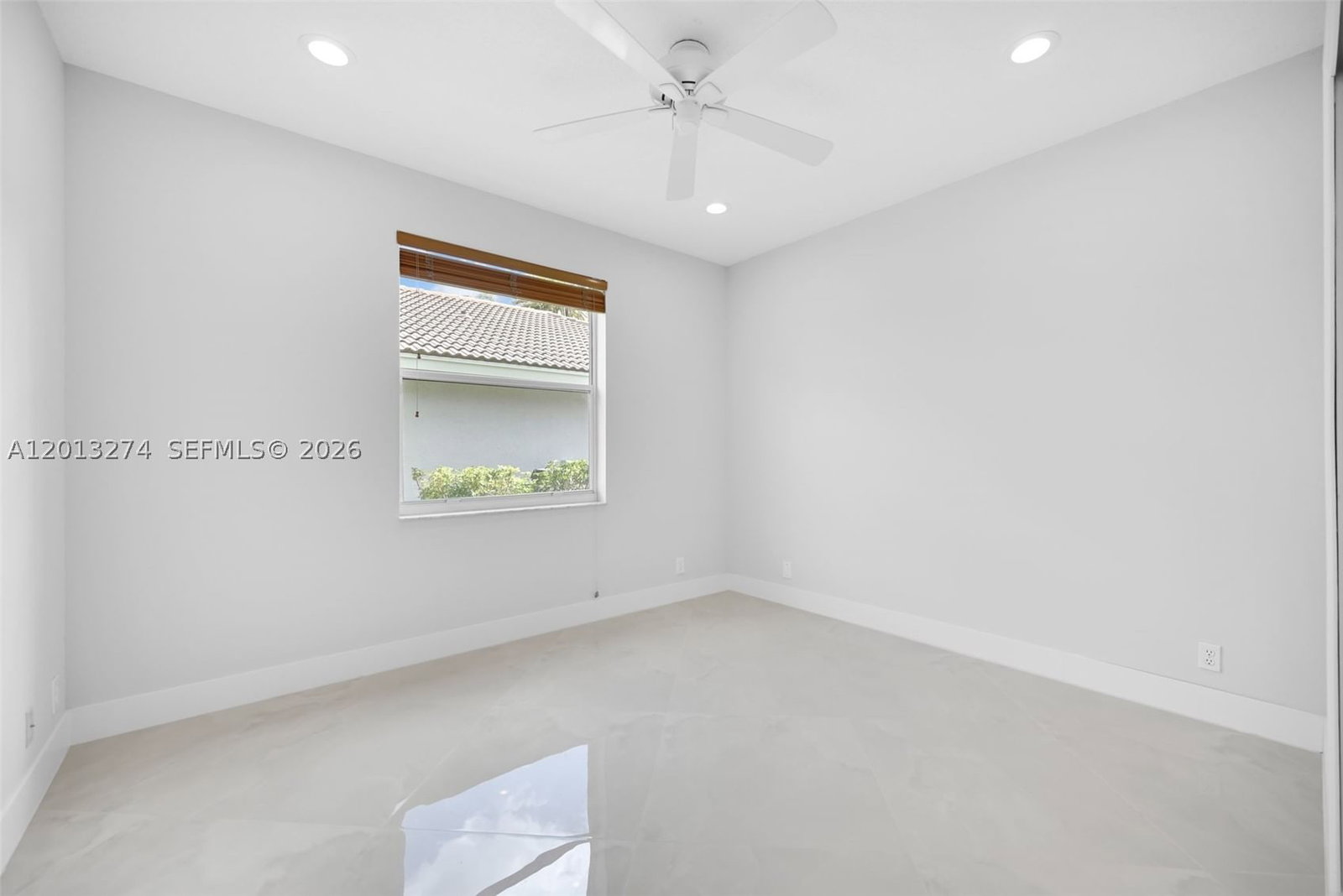 Real estate property located at 2553 Jardin Manor, Broward, Sector 7 - Parcels J-2 &, Weston, FL