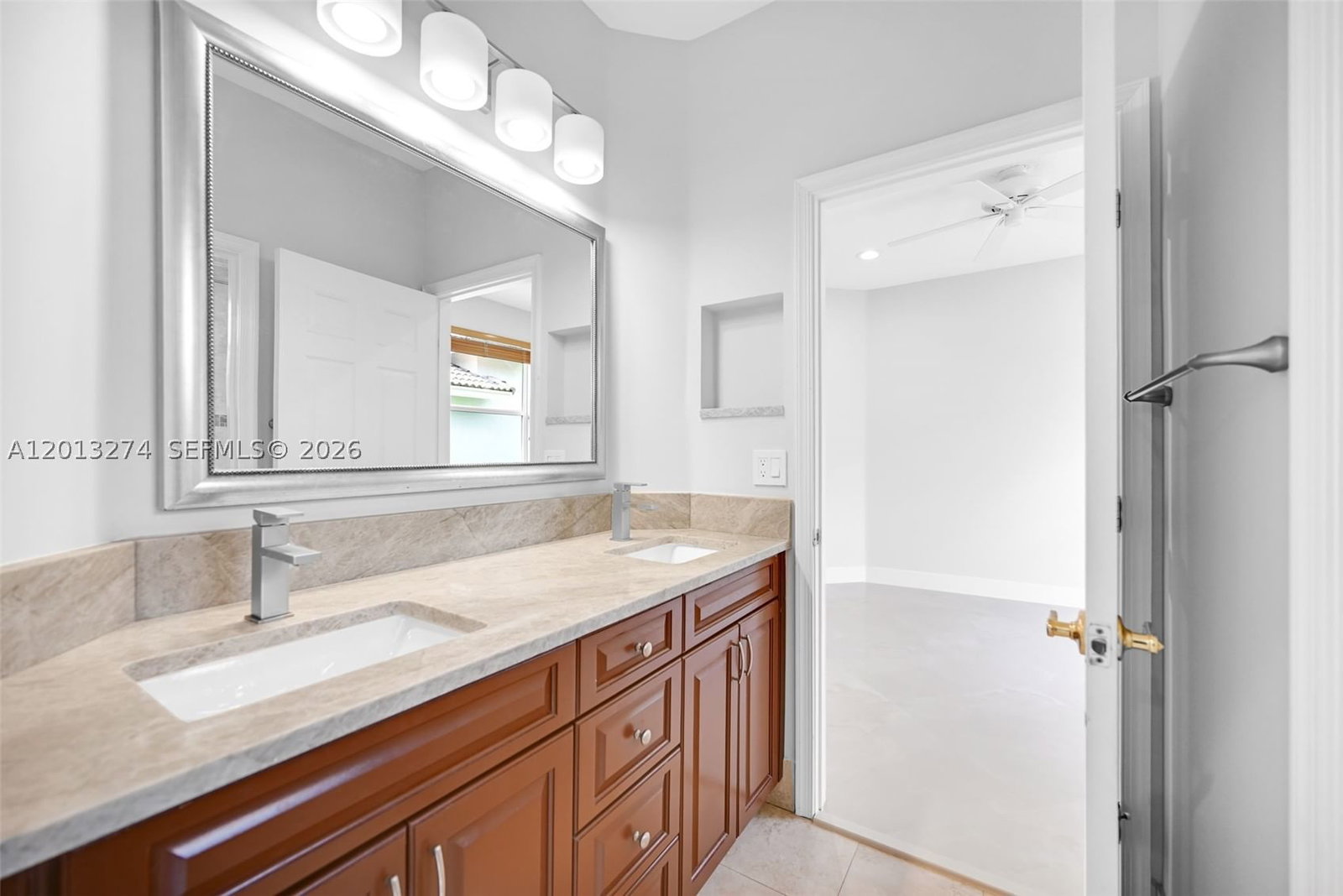 Real estate property located at 2553 Jardin Manor, Broward, Sector 7 - Parcels J-2 &, Weston, FL