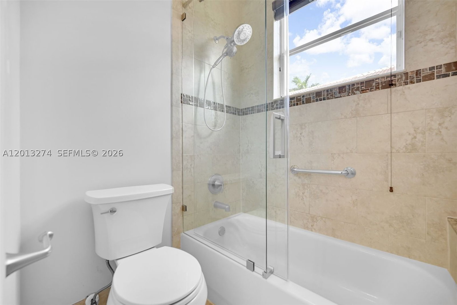 Real estate property located at 2553 Jardin Manor, Broward, Sector 7 - Parcels J-2 &, Weston, FL