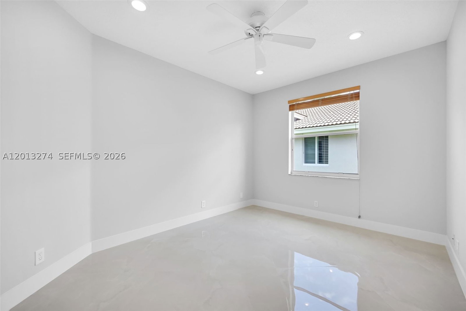 Real estate property located at 2553 Jardin Manor, Broward, Sector 7 - Parcels J-2 &, Weston, FL