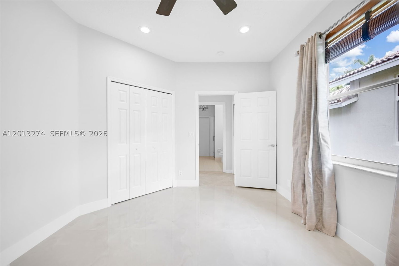 Real estate property located at 2553 Jardin Manor, Broward, Sector 7 - Parcels J-2 &, Weston, FL