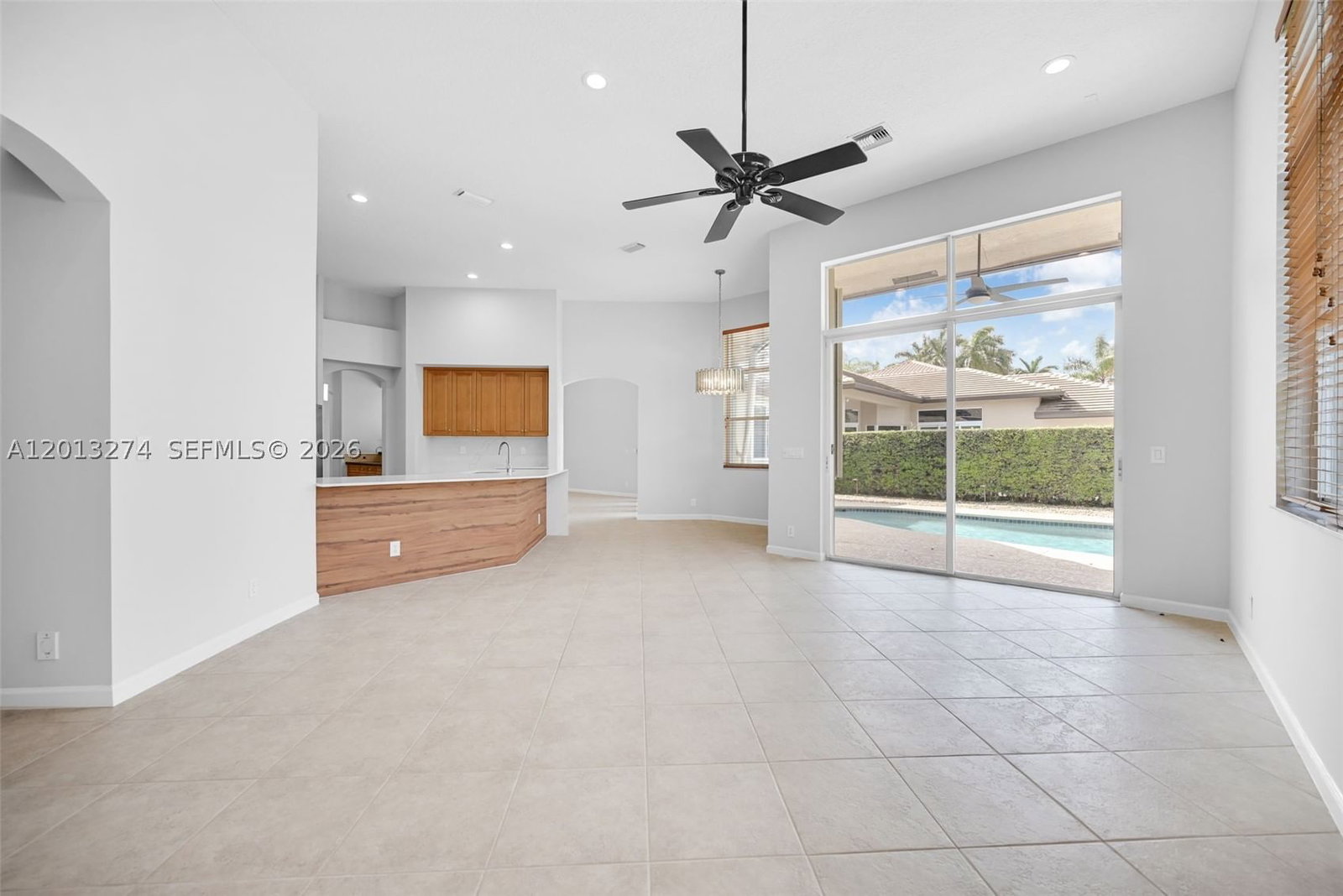 Real estate property located at 2553 Jardin Manor, Broward, Sector 7 - Parcels J-2 &, Weston, FL