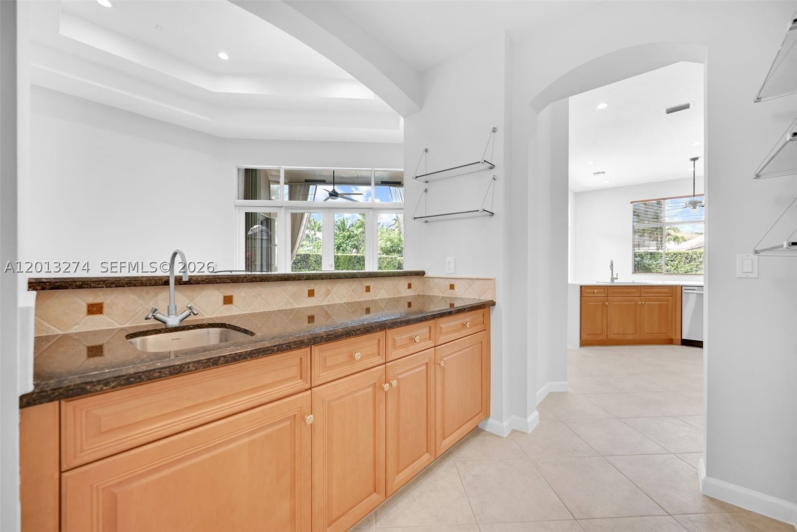 Real estate property located at 2553 Jardin Manor, Broward, Sector 7 - Parcels J-2 &, Weston, FL