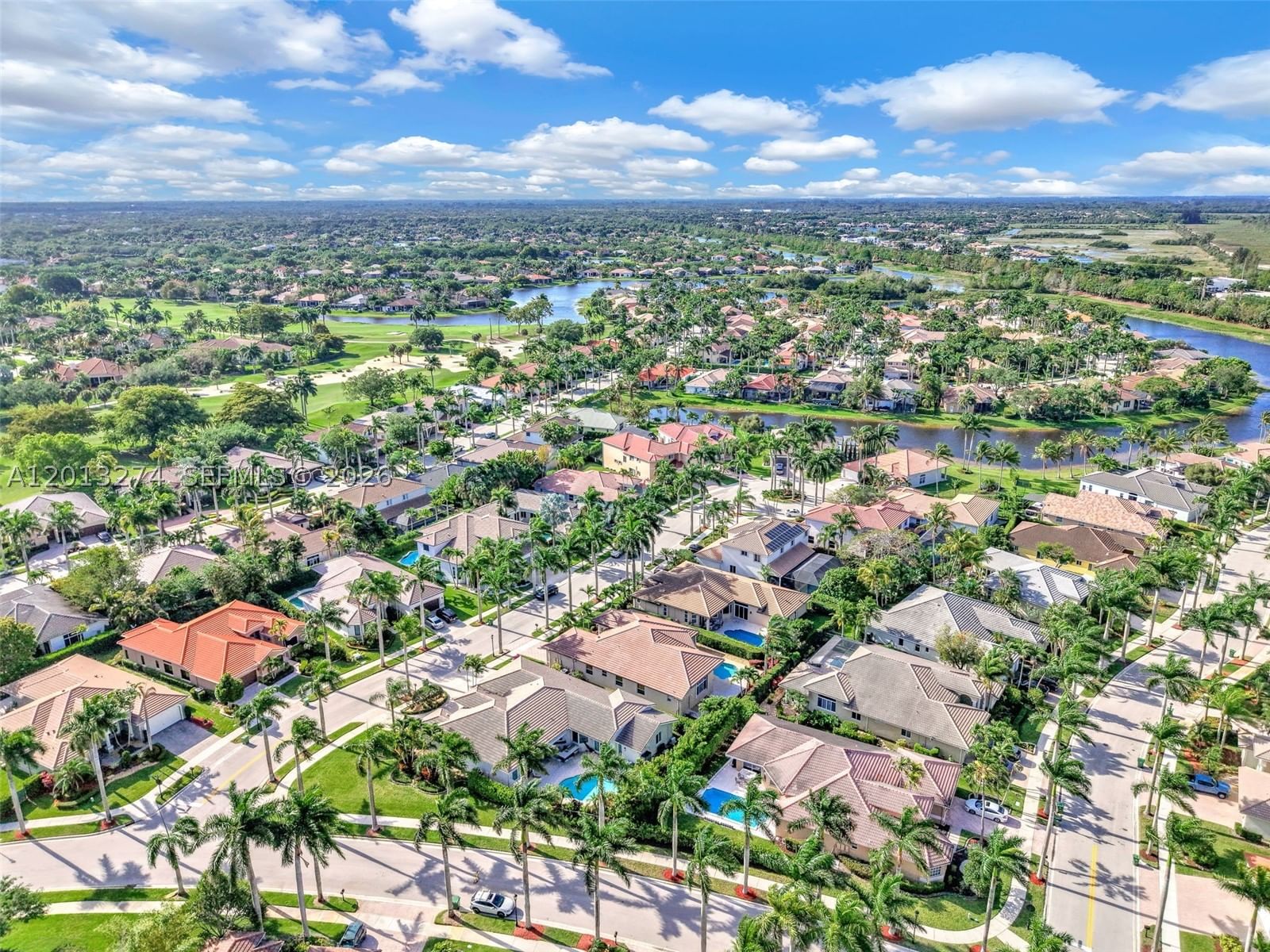 Real estate property located at 2553 Jardin Manor, Broward, Sector 7 - Parcels J-2 &, Weston, FL