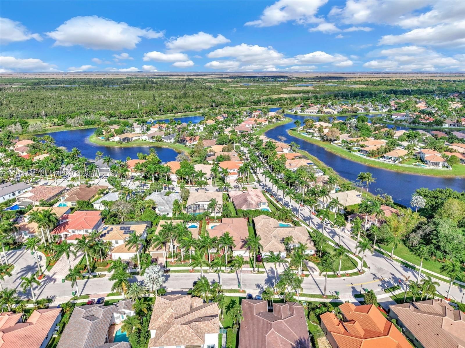 Real estate property located at 2553 Jardin Manor, Broward, Sector 7 - Parcels J-2 &, Weston, FL