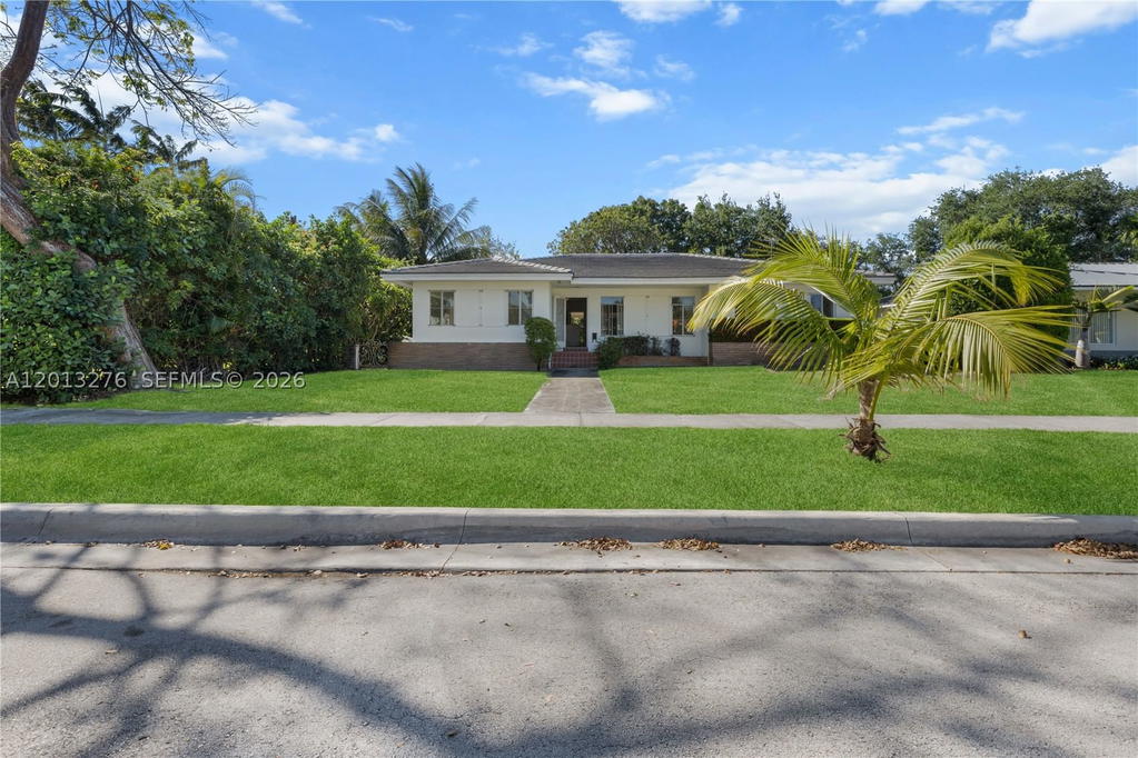 Real estate property located at 427 Grand Concourse, Miami-dade, Miami Shores Sec 4 Amd Pl, Miami Shores, FL
