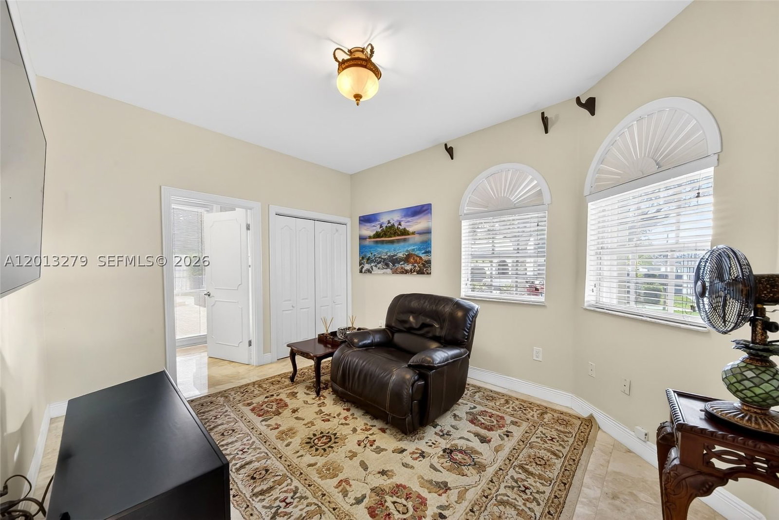 Real estate property located at 8560 164th St, Miami-dade, Royal Lakes 1st Addn, Miami Lakes, FL