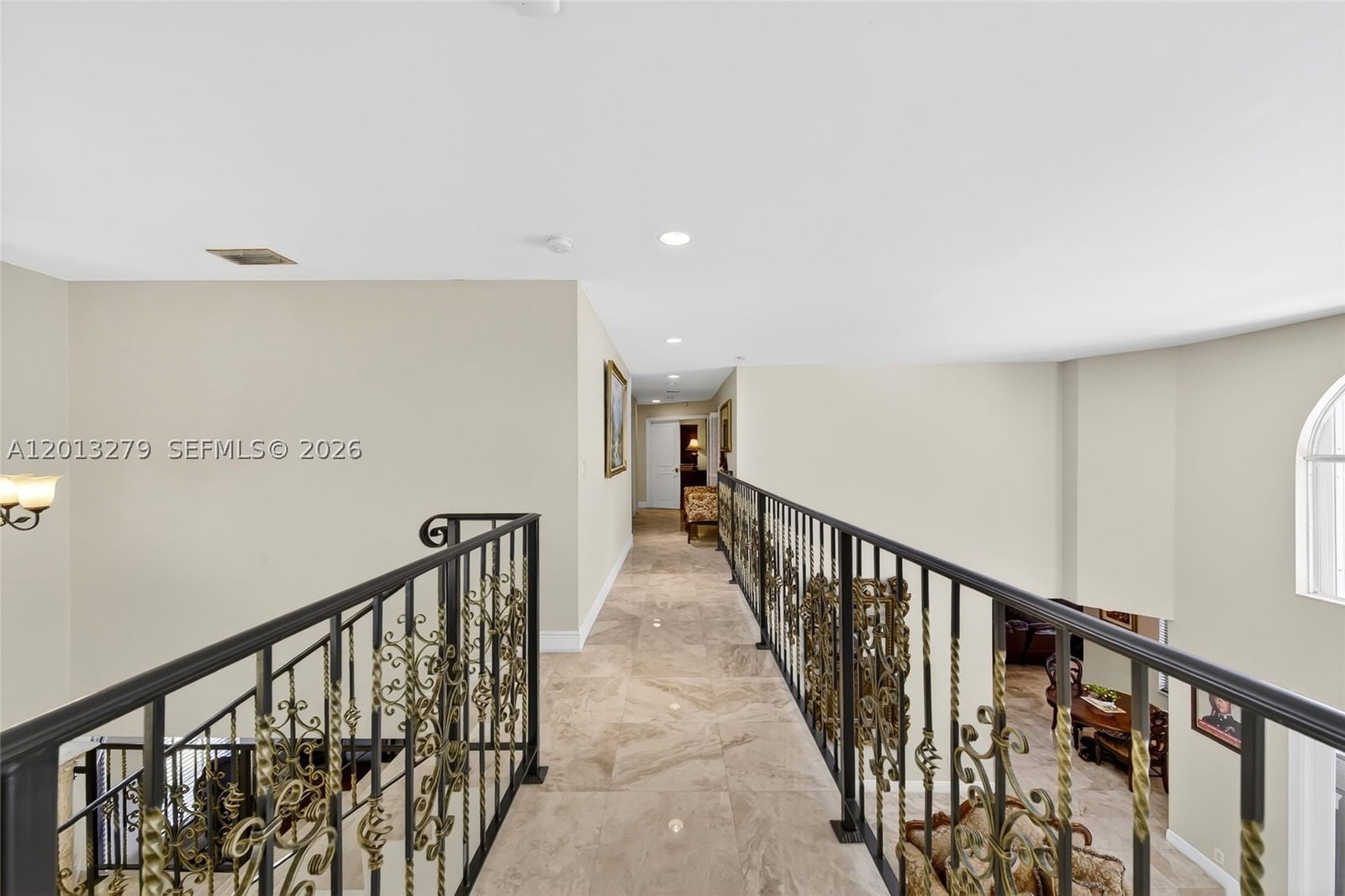 Real estate property located at 8560 164th St, Miami-dade, Royal Lakes 1st Addn, Miami Lakes, FL