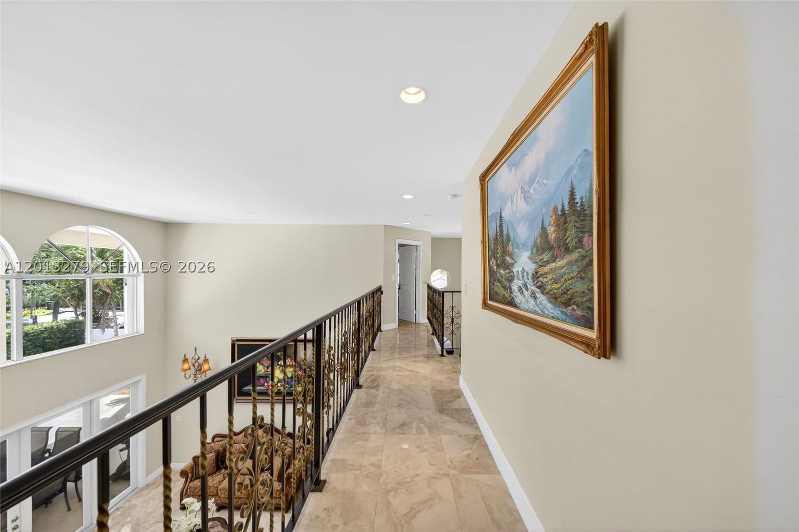 Real estate property located at 8560 164th St, Miami-dade, Royal Lakes 1st Addn, Miami Lakes, FL