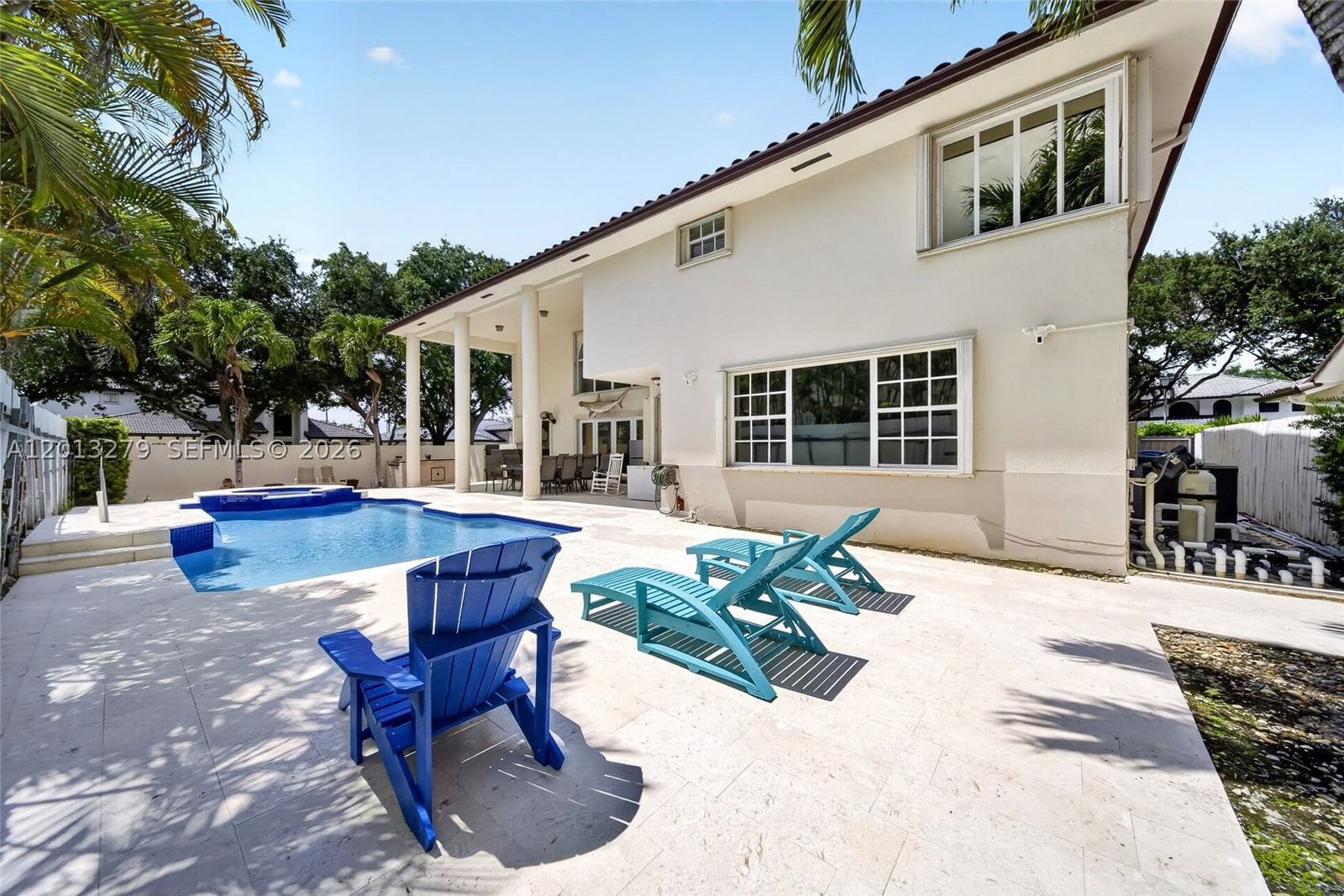 Real estate property located at 8560 164th St, Miami-dade, Royal Lakes 1st Addn, Miami Lakes, FL