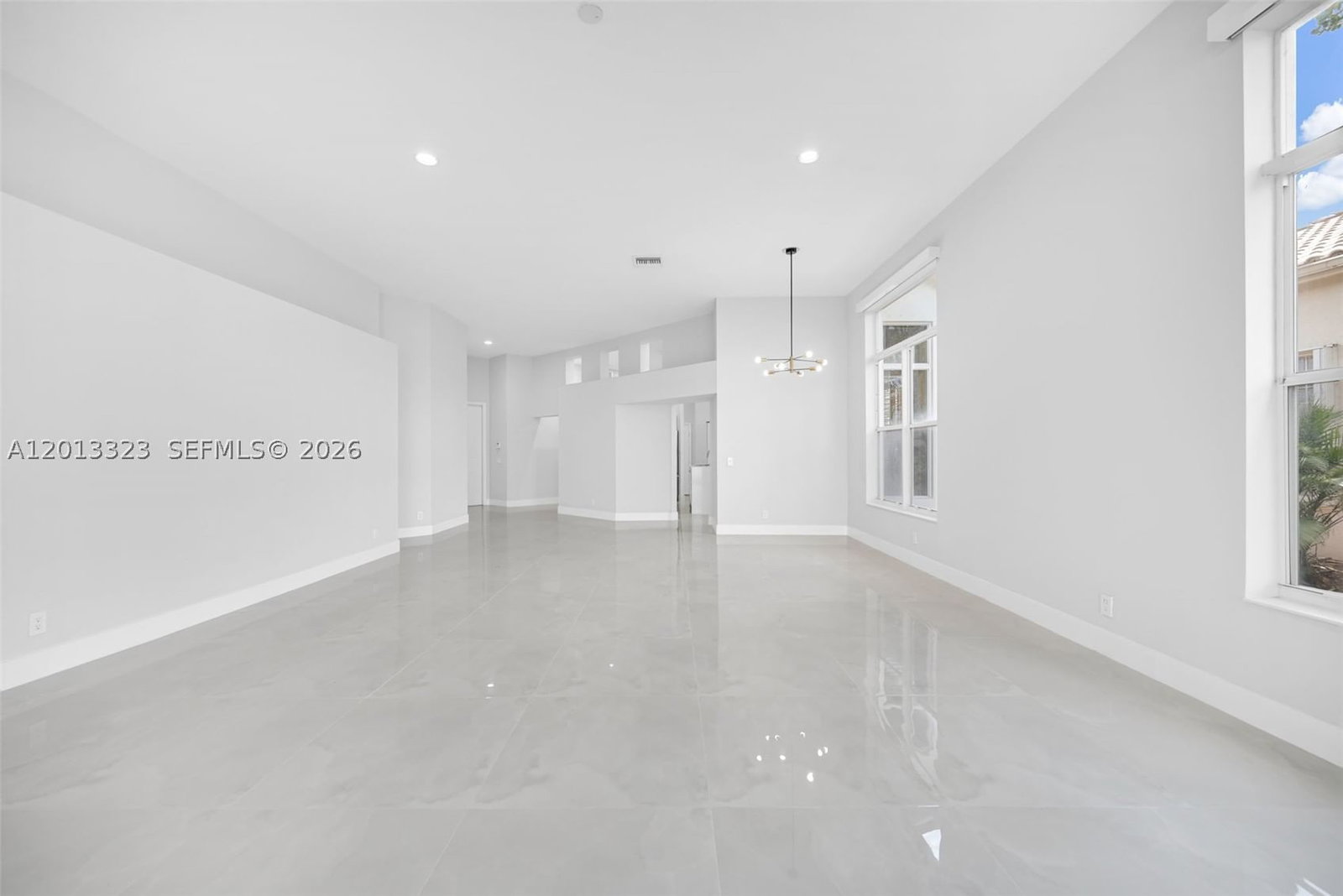 Real estate property located at 2553 Bay Pointe Drive, Broward, Sector 7 - Parcels J-2 &, Weston, FL