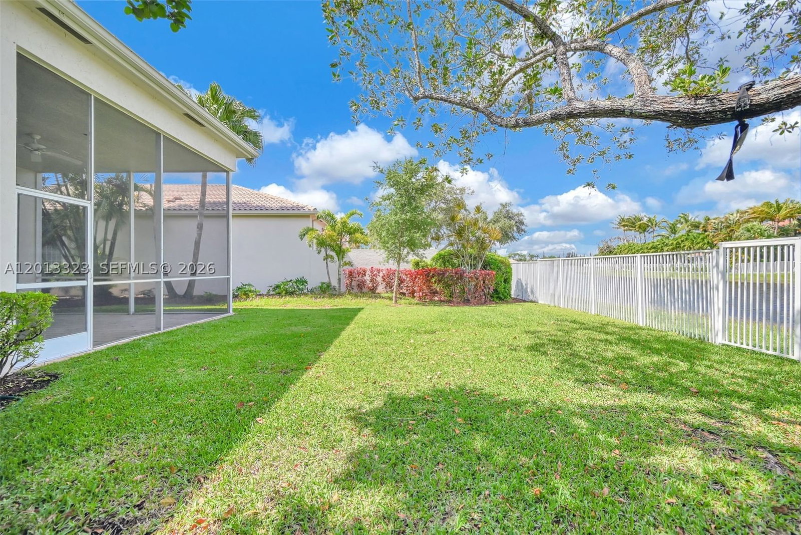Real estate property located at 2553 Bay Pointe Drive, Broward, Sector 7 - Parcels J-2 &, Weston, FL