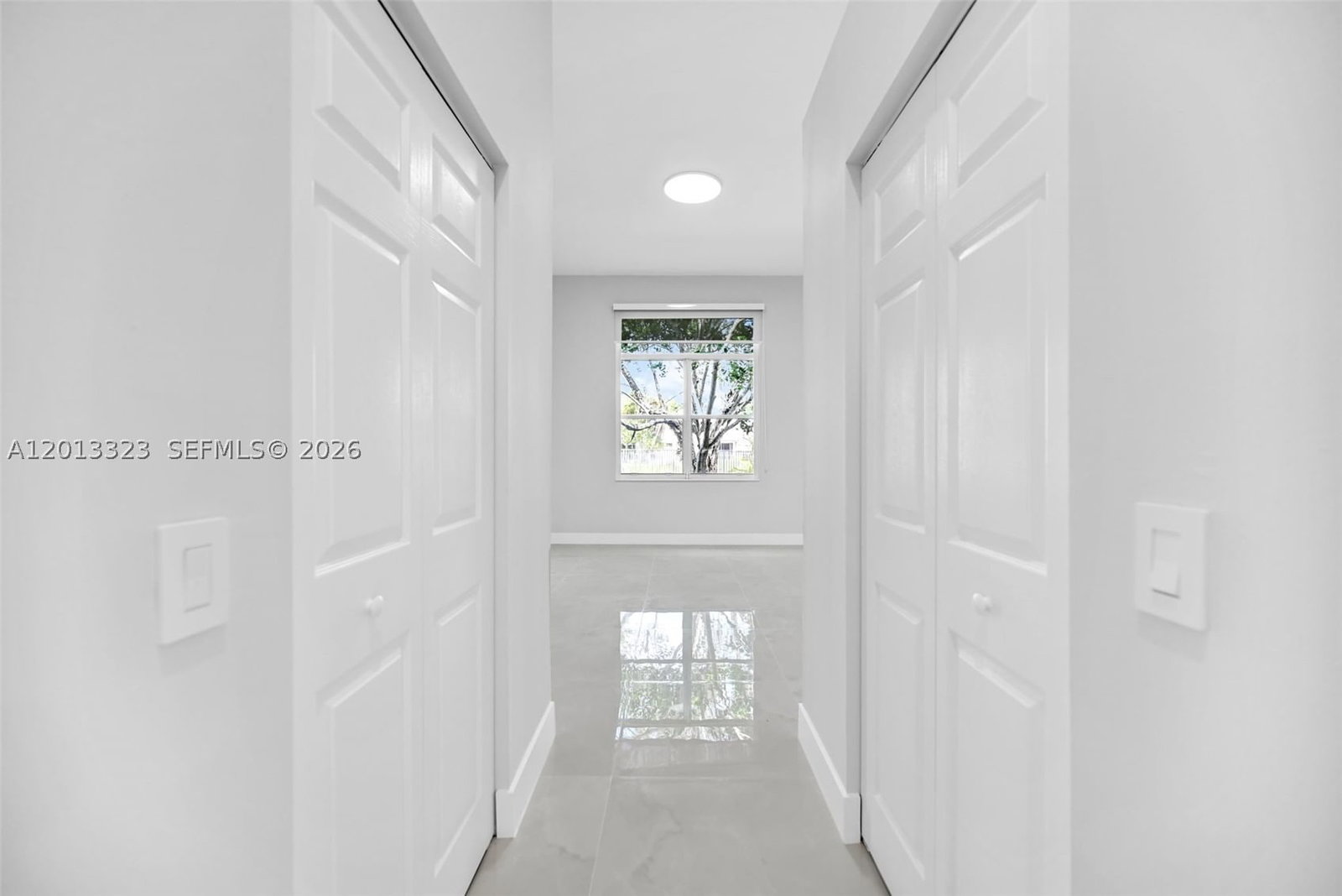 Real estate property located at 2553 Bay Pointe Drive, Broward, Sector 7 - Parcels J-2 &, Weston, FL