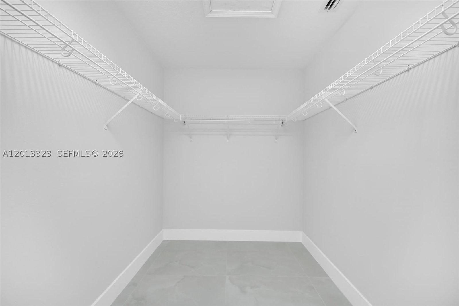 Real estate property located at 2553 Bay Pointe Drive, Broward, Sector 7 - Parcels J-2 &, Weston, FL