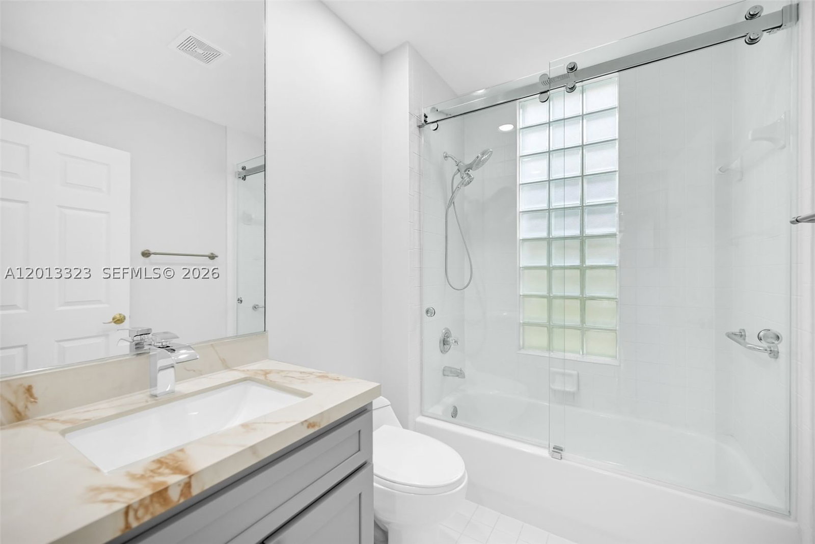 Real estate property located at 2553 Bay Pointe Drive, Broward, Sector 7 - Parcels J-2 &, Weston, FL