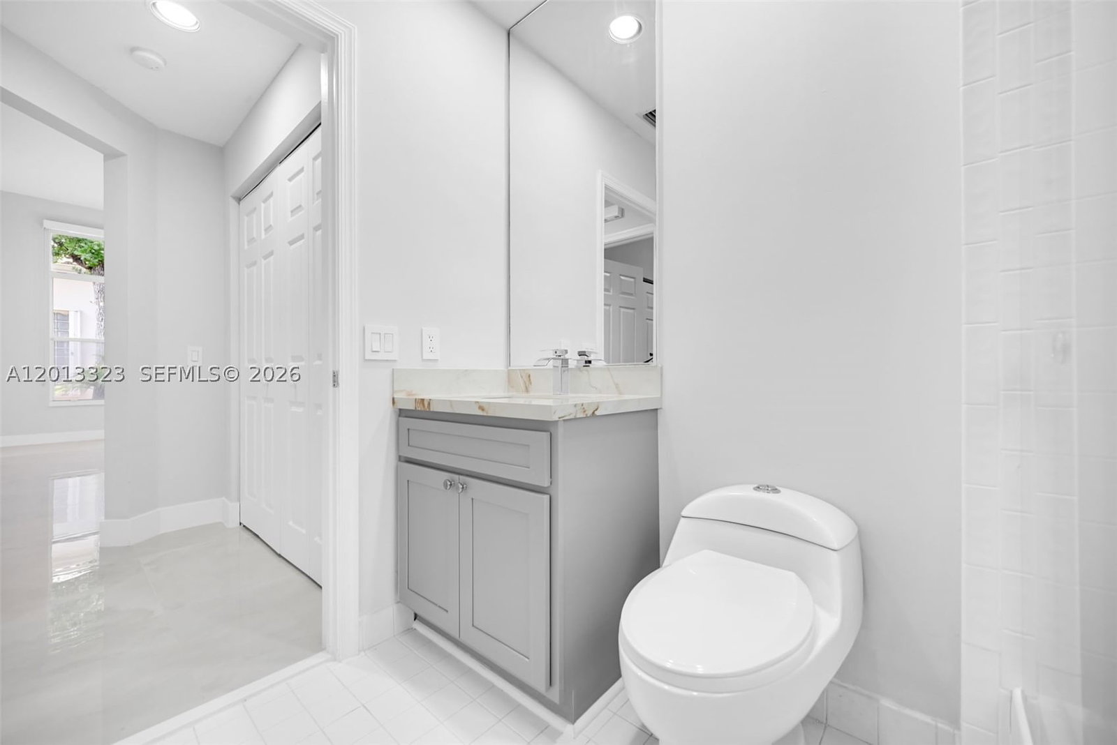 Real estate property located at 2553 Bay Pointe Drive, Broward, Sector 7 - Parcels J-2 &, Weston, FL