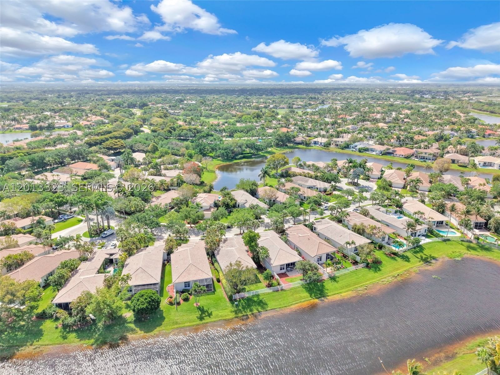 Real estate property located at 2553 Bay Pointe Drive, Broward, Sector 7 - Parcels J-2 &, Weston, FL