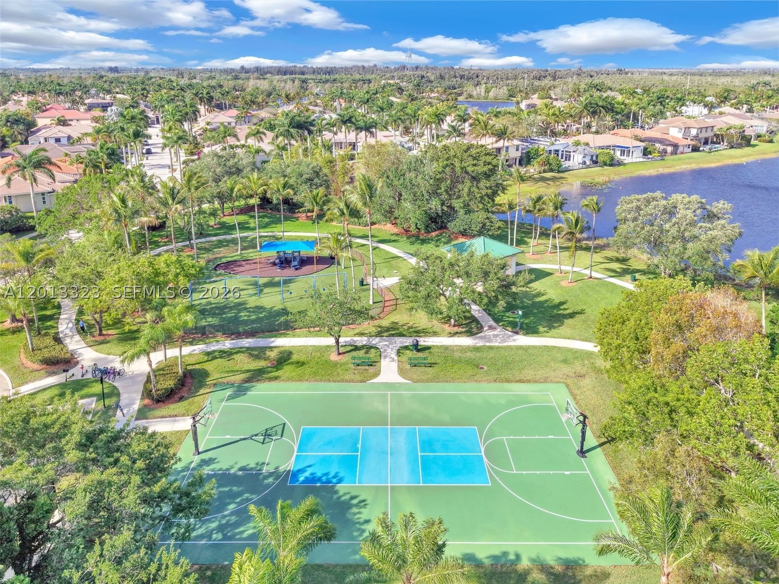 Real estate property located at 2553 Bay Pointe Drive, Broward, Sector 7 - Parcels J-2 &, Weston, FL
