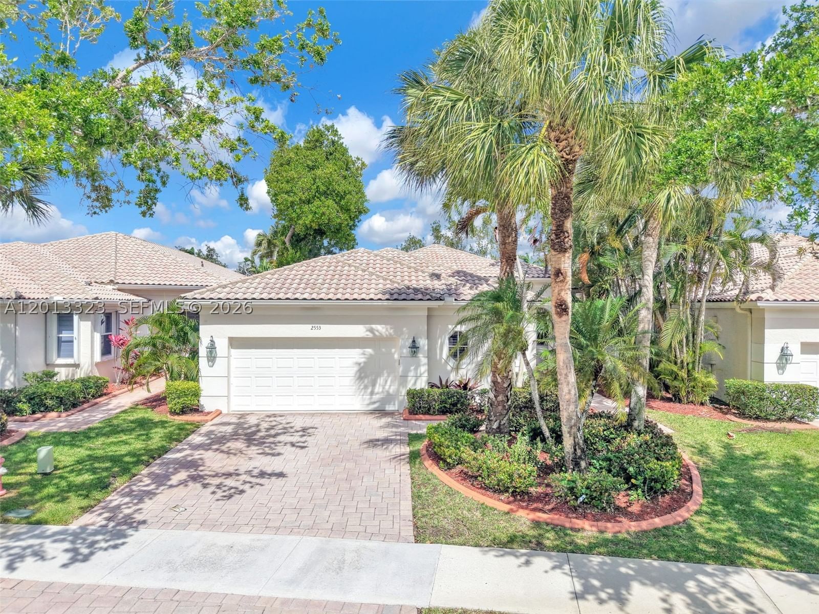 Real estate property located at 2553 Bay Pointe Drive, Broward, Sector 7 - Parcels J-2 &, Weston, FL