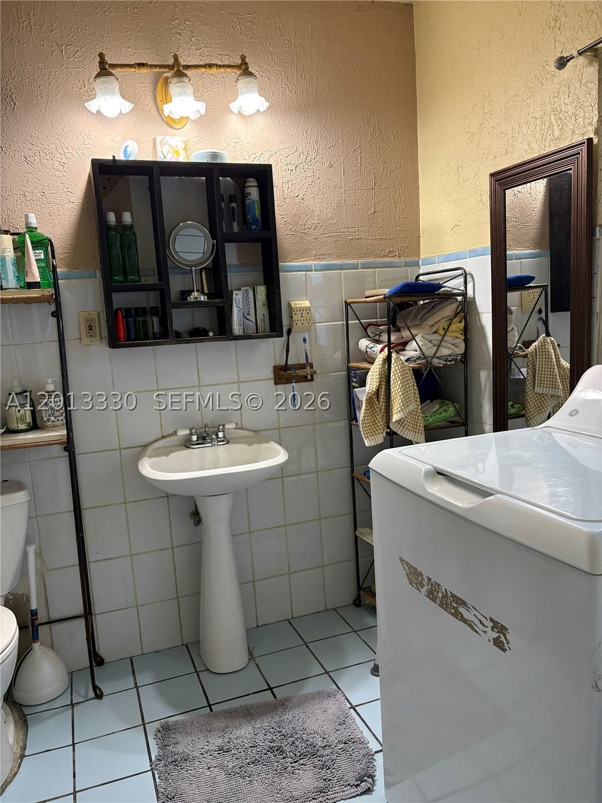 Real estate property located at 5930 44th Ter, Miami-dade, Riviera Estates 1st Addn, Miami, FL