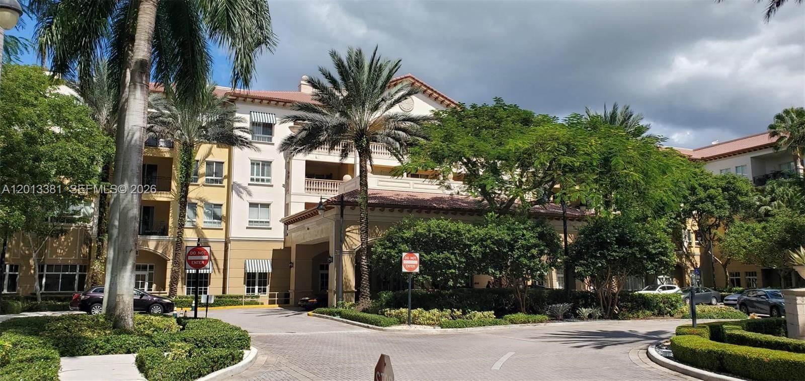 Real estate property located at 16102 Emerald Estates Dr #428, Broward, Weston 55 Plus Condo, Weston, FL