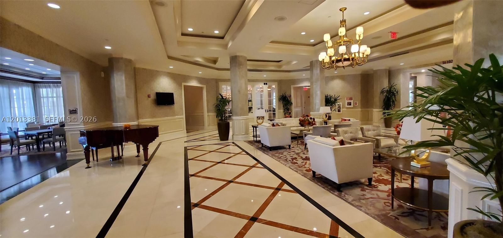 Real estate property located at 16102 Emerald Estates Dr #428, Broward, Weston 55 Plus Condo, Weston, FL