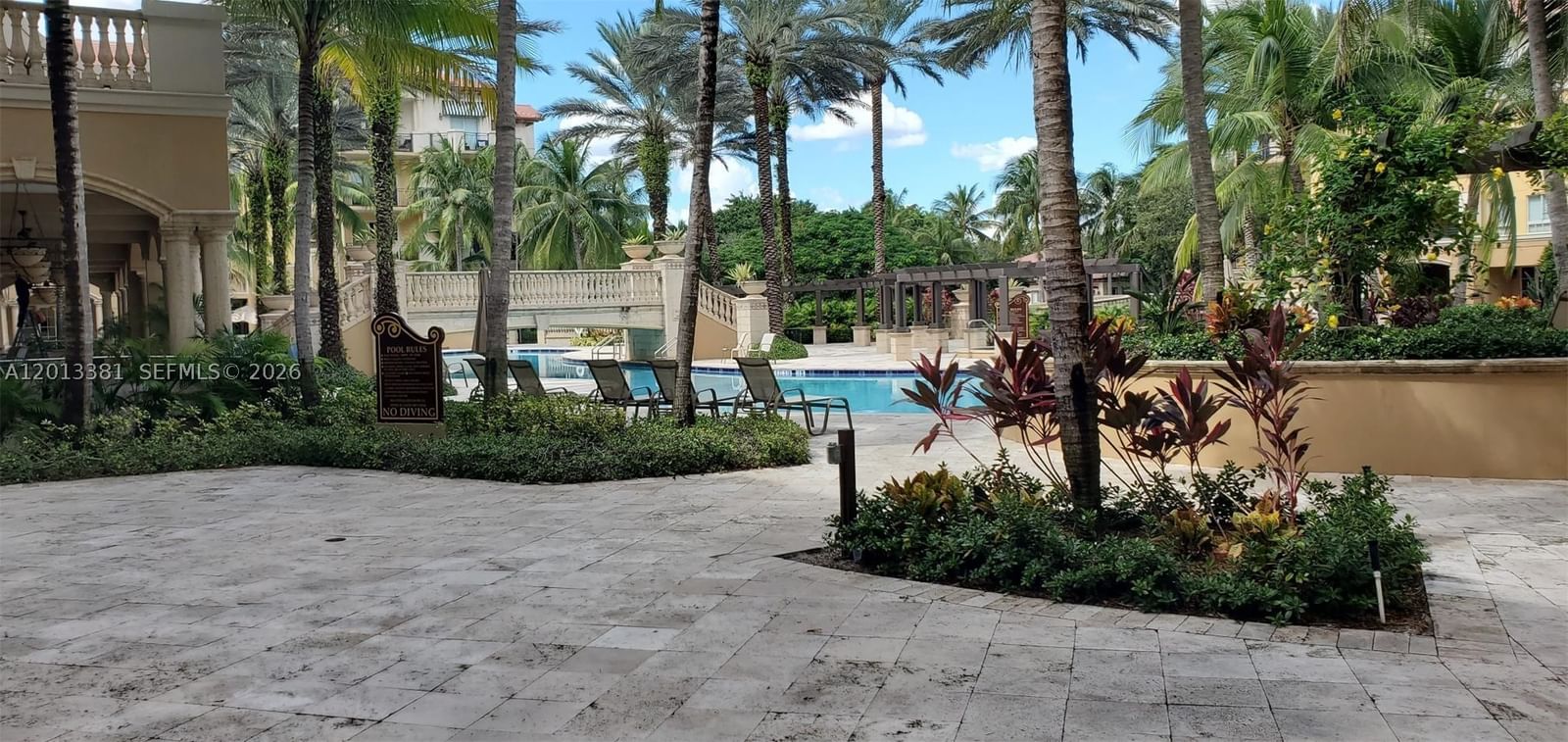 Real estate property located at 16102 Emerald Estates Dr #428, Broward, Weston 55 Plus Condo, Weston, FL