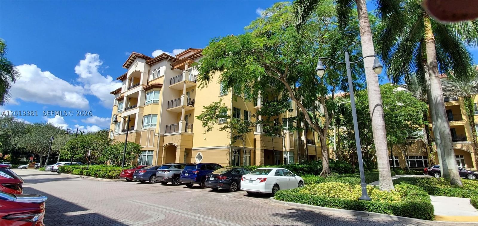 Real estate property located at 16102 Emerald Estates Dr #428, Broward, Weston 55 Plus Condo, Weston, FL