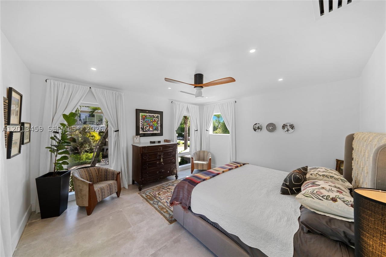 Real estate property located at 1281 Venetian Way, Miami-dade, San Marco, Miami, FL