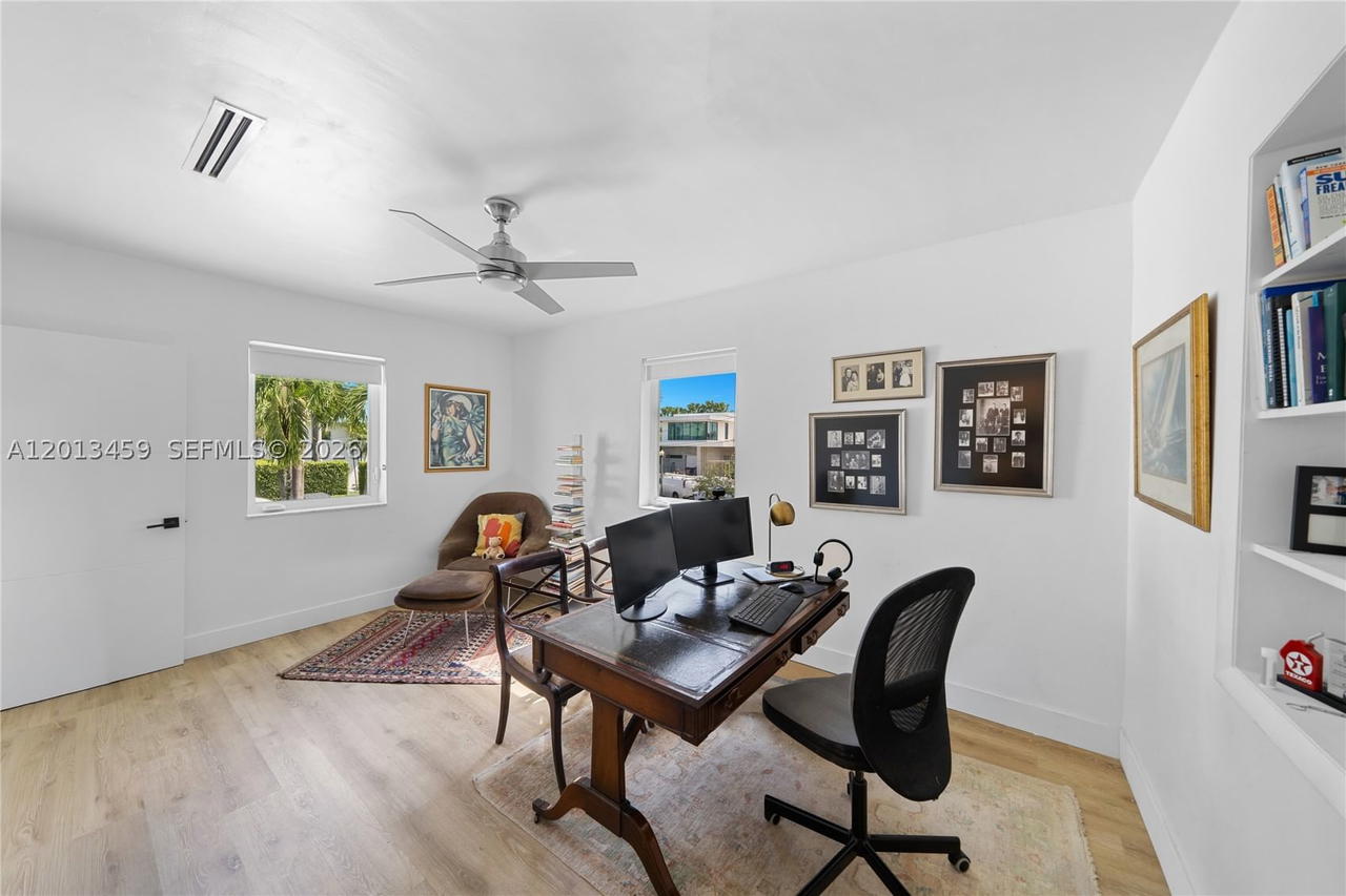 Real estate property located at 1281 Venetian Way, Miami-dade, San Marco, Miami, FL