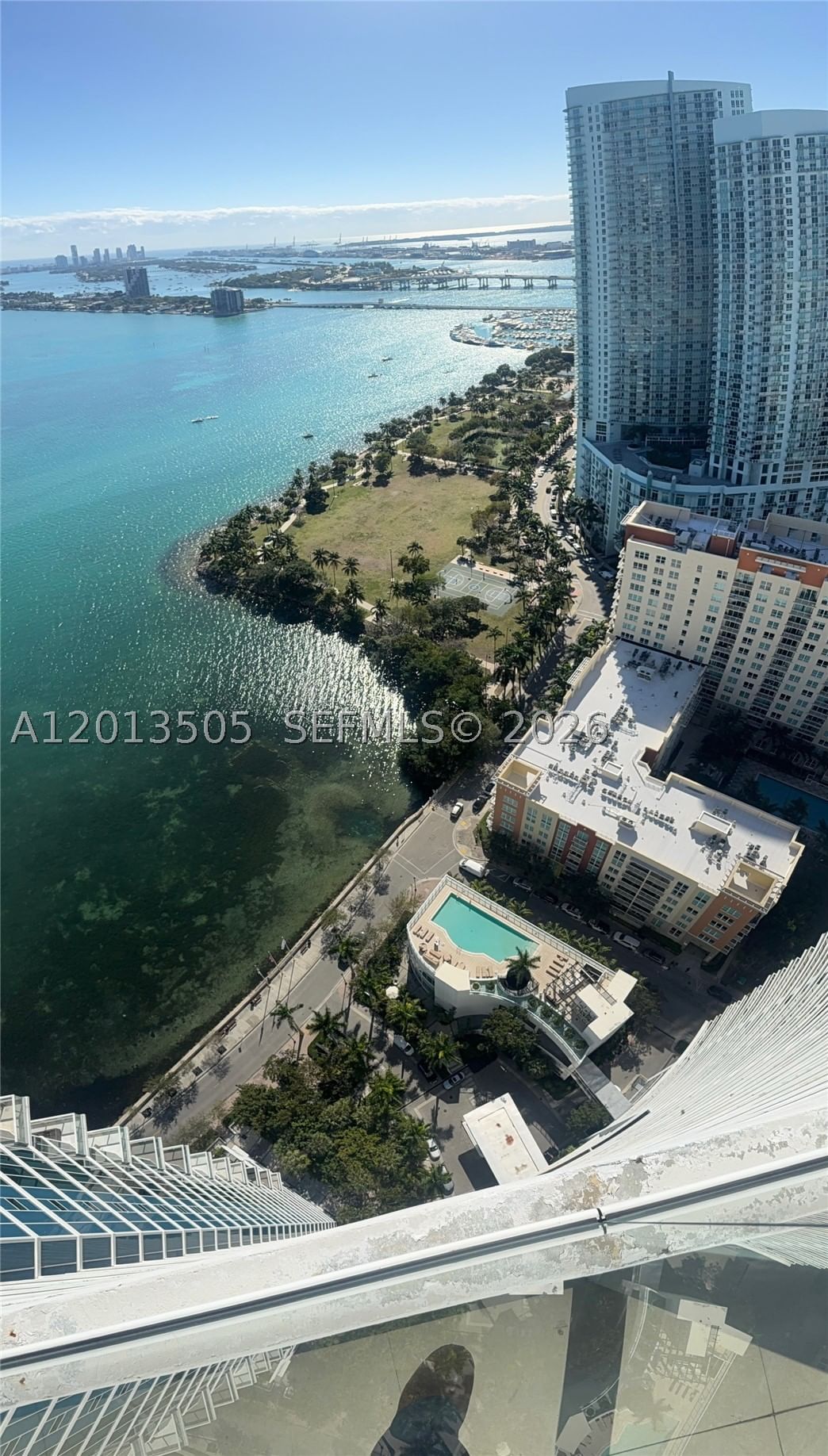 Real estate property located at 2020 Bayshore Dr #3804, Miami-dade, Paramount Bay Condo, Miami, FL