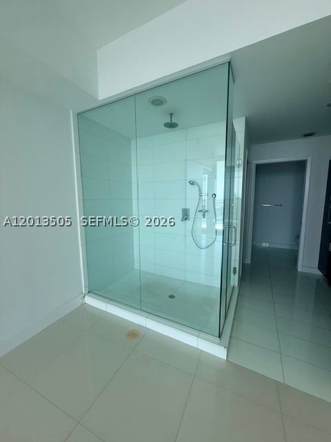 Real estate property located at 2020 Bayshore Dr #3804, Miami-dade, Paramount Bay Condo, Miami, FL