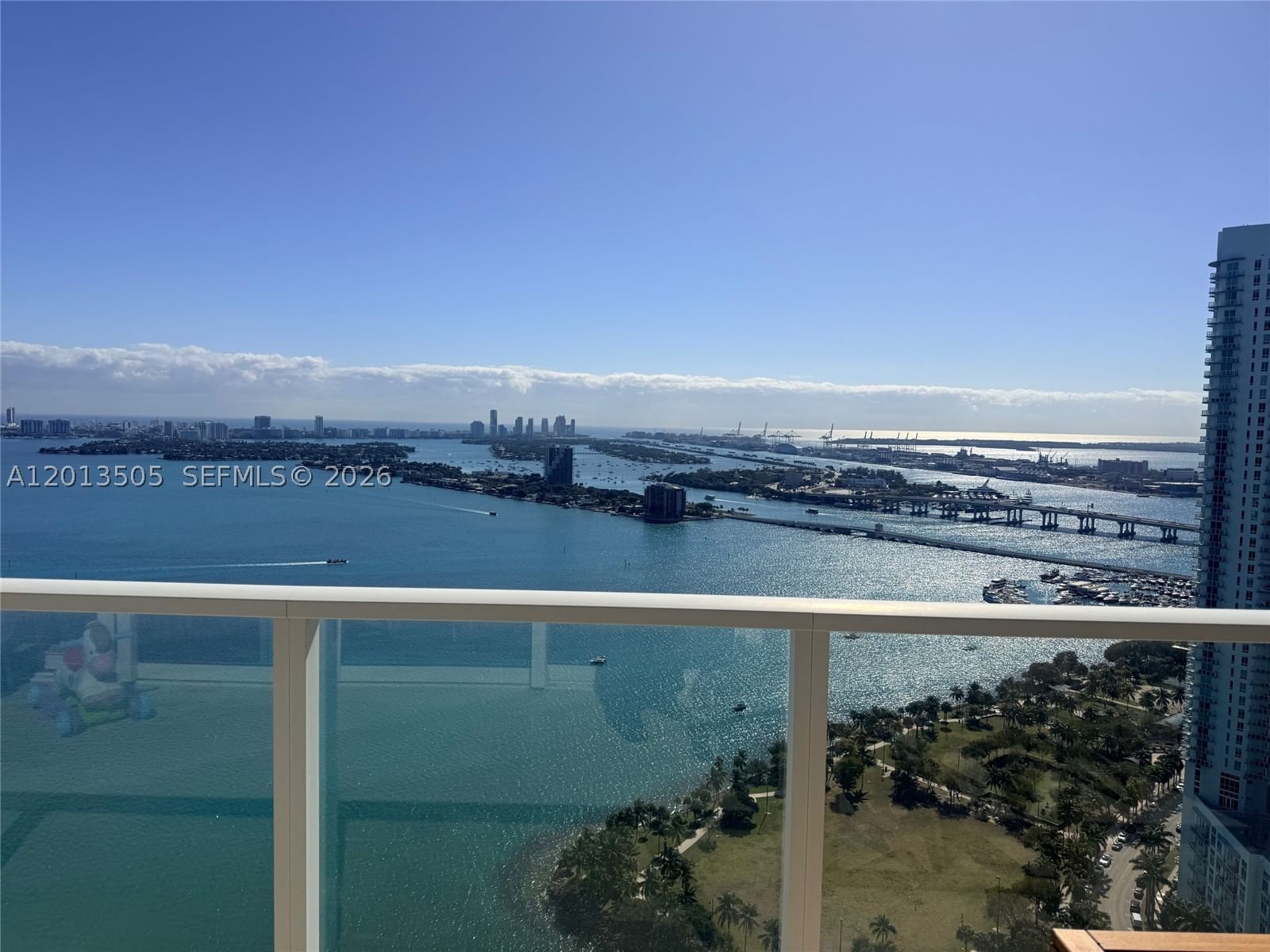 Real estate property located at 2020 Bayshore Dr #3804, Miami-dade, Paramount Bay Condo, Miami, FL
