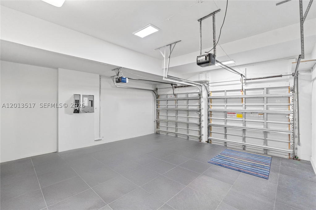 Real estate property located at 3188 211th Ter, Miami-dade, Aventura Lakes - Phase Ii, Aventura, FL