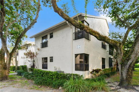 Real estate property located at 3611 35th St #1647, Broward, Karanda Village Vi-b Cond, Coconut Creek, FL